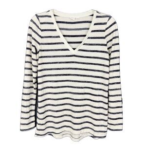 GAP Women’s V-Neck Pullover Lightweight Sweater S White Black Striped EUC B10